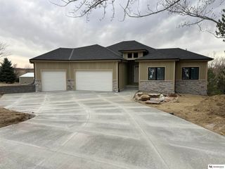 18400 Nicholas Road, Plattsmouth, NE 68048