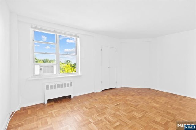 1450 Palisade Avenue 3A, Fort Lee, NJ 07024