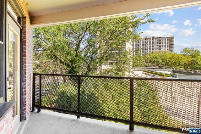 1450 Palisade Avenue 3A, Fort Lee, NJ 07024