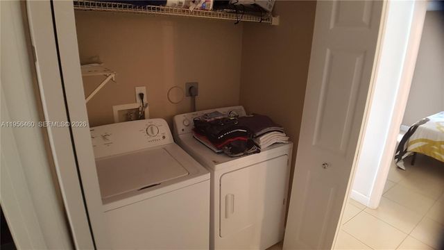 7640 Westwood Dr 403, Tamarac, FL 33321