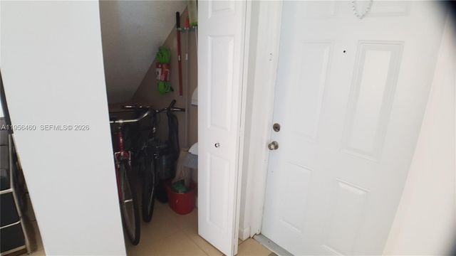 7640 Westwood Dr 403, Tamarac, FL 33321