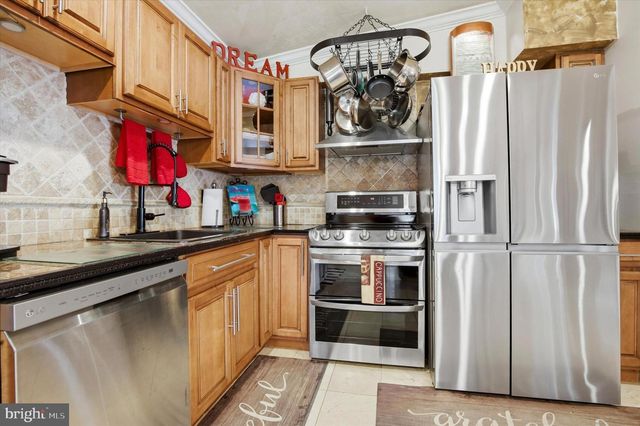 228 BRIDGE ST, Collegeville, PA 19426