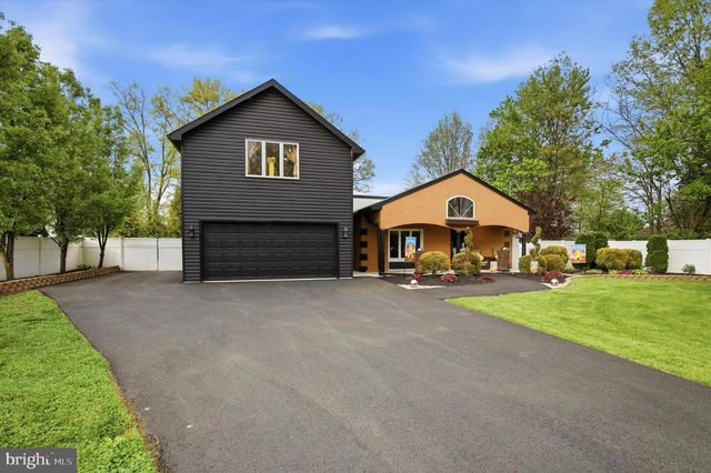 228 BRIDGE ST, Collegeville, PA 19426