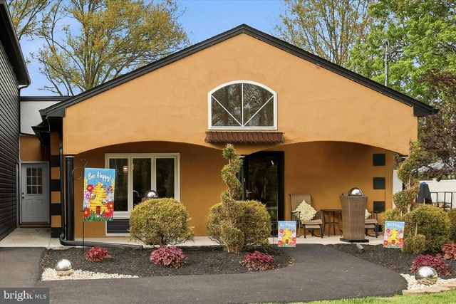 228 BRIDGE ST, Collegeville, PA 19426