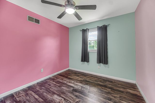 406 Northfield Lane, Valparaiso, IN 46383
