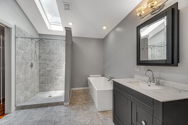 406 Northfield Lane, Valparaiso, IN 46383