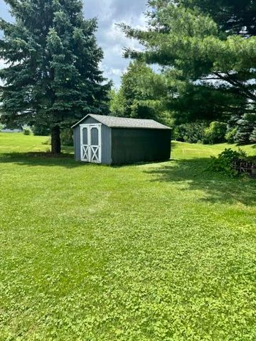 406 Northfield Lane, Valparaiso, IN 46383
