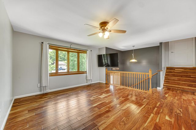 406 Northfield Lane, Valparaiso, IN 46383