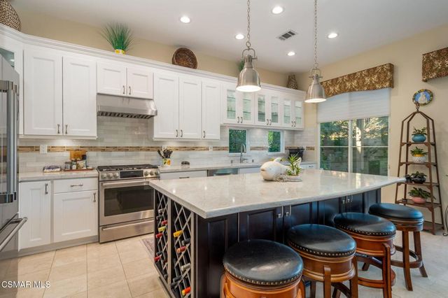 1126 Corte Riviera, Camarillo, CA 93010