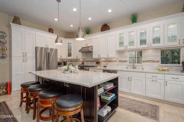 1126 Corte Riviera, Camarillo, CA 93010