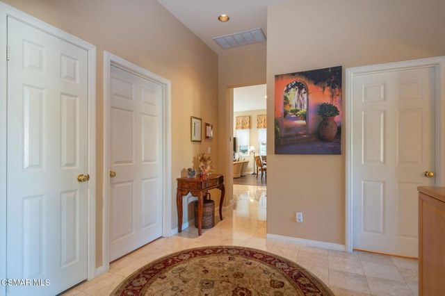 1126 Corte Riviera, Camarillo, CA 93010