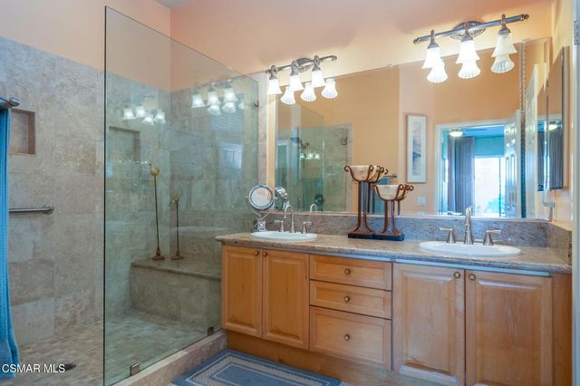 1126 Corte Riviera, Camarillo, CA 93010