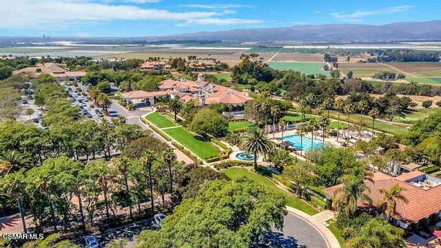 1126 Corte Riviera, Camarillo, CA 93010