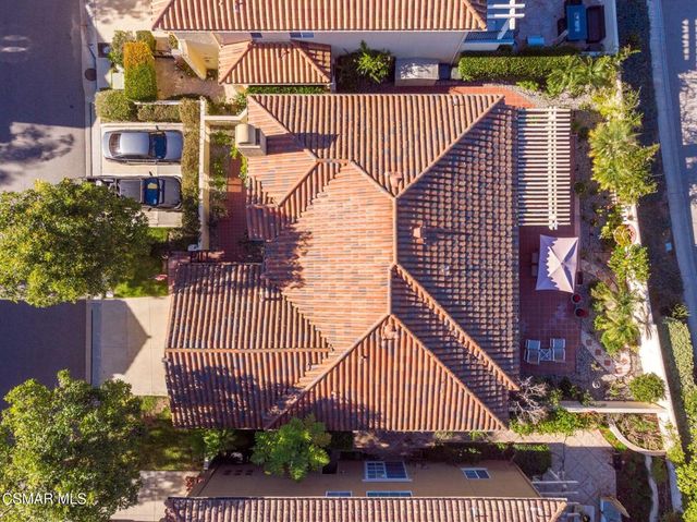 1126 Corte Riviera, Camarillo, CA 93010