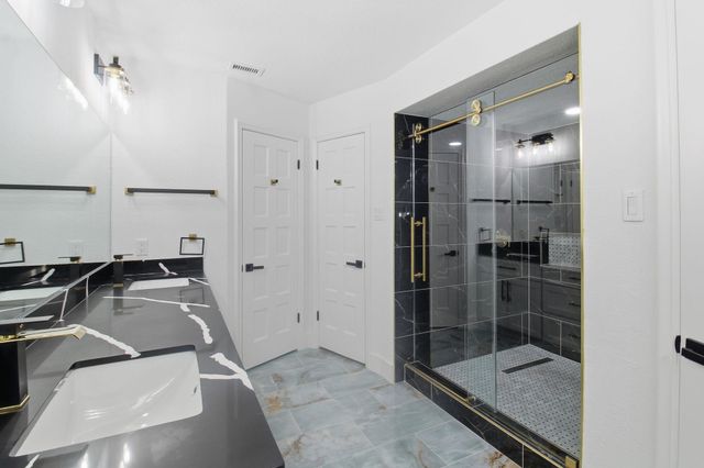 2823 W Pebble Beach Drive, Missouri City, TX 77459