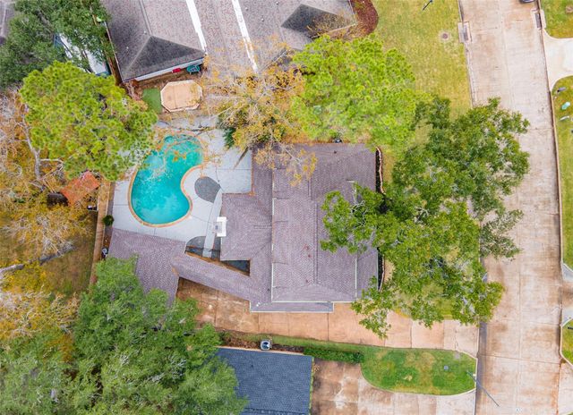 2823 W Pebble Beach Drive, Missouri City, TX 77459