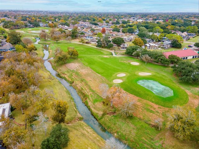 2823 W Pebble Beach Drive, Missouri City, TX 77459