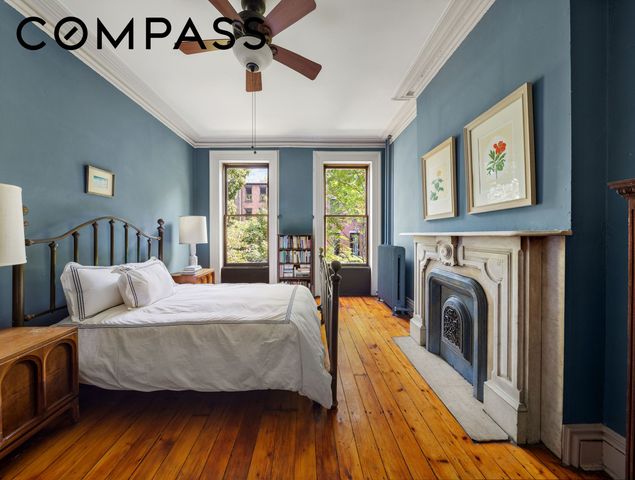 309 Vanderbilt Avenue, New York City, NY 11205