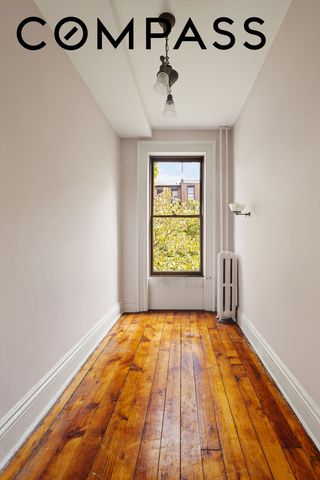 309 Vanderbilt Avenue, New York City, NY 11205