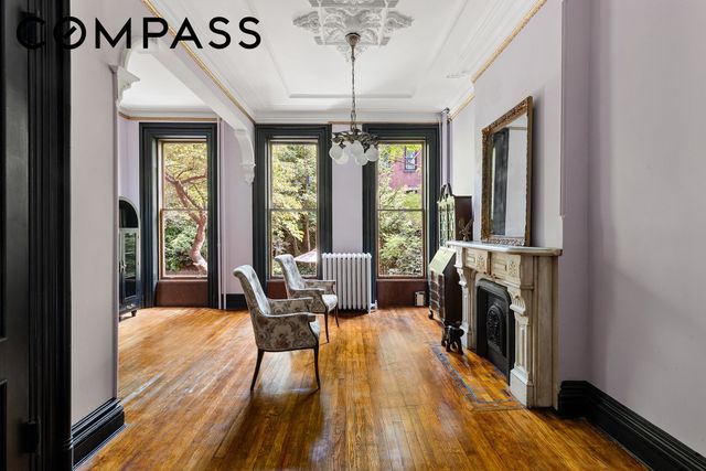 309 Vanderbilt Avenue, New York City, NY 11205