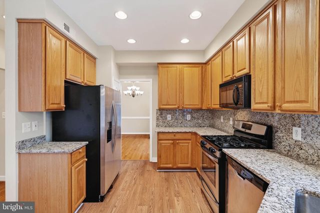 13044 TADMORE CT, Woodbridge, VA 22193