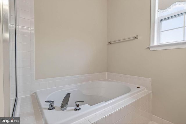 13044 TADMORE CT, Woodbridge, VA 22193