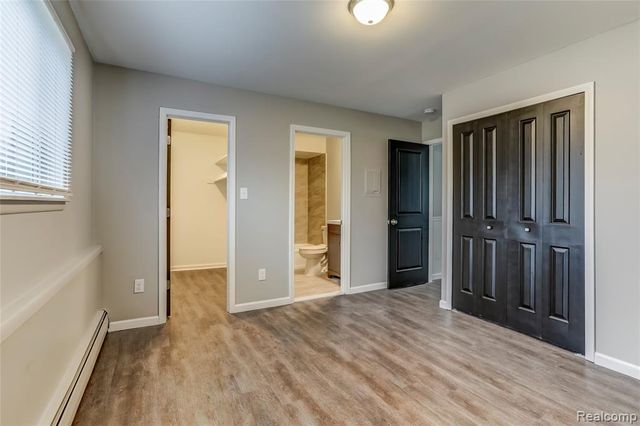 2161 Decker Road 21, Walled Lake, MI 48390