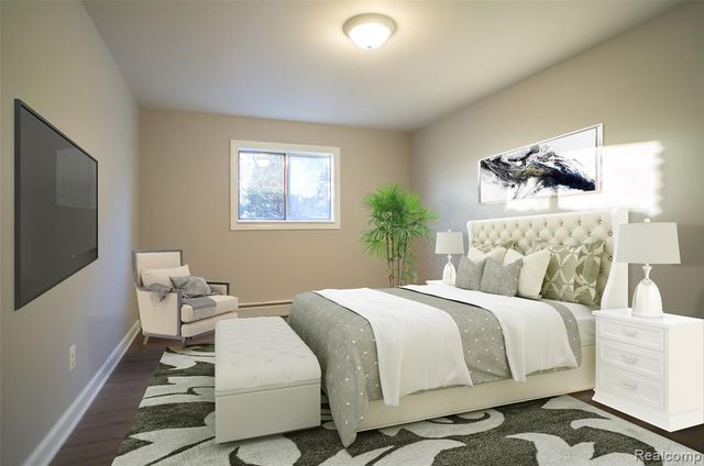 2161 Decker Road 21, Walled Lake, MI 48390