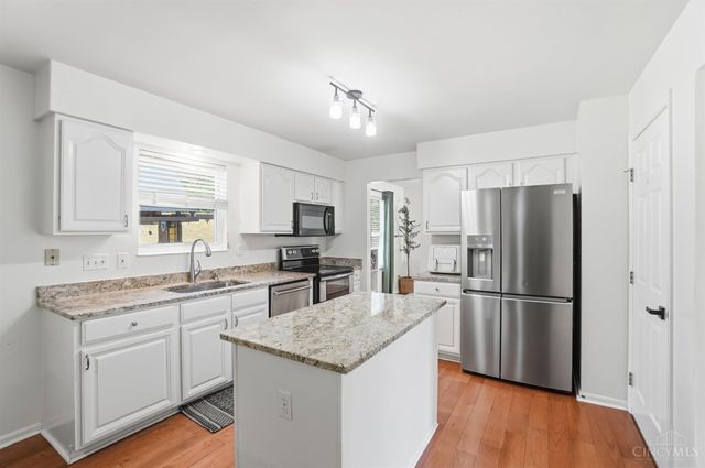 8965 Steeplechase Way, West Chester, OH 45069