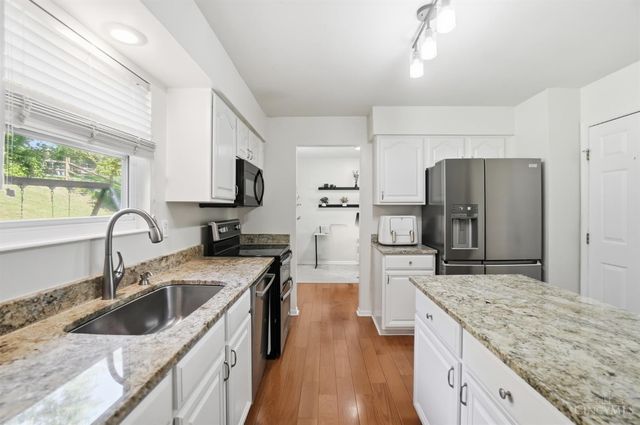 8965 Steeplechase Way, West Chester, OH 45069