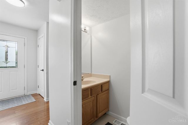 8965 Steeplechase Way, West Chester, OH 45069
