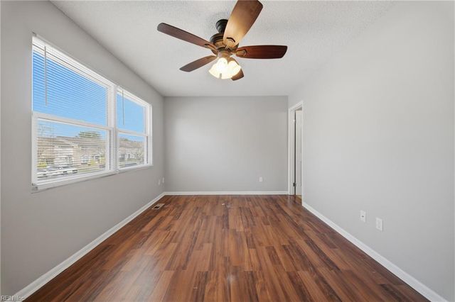 1313 River Birch RN S, Chesapeake, VA 23320