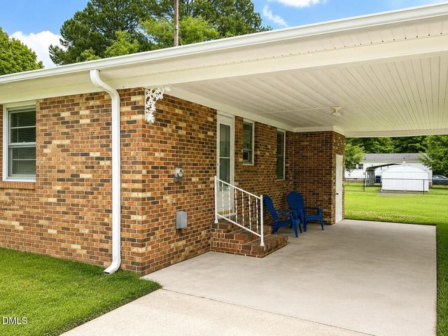 104 W Crestview Drive, Smithfield, NC 27577