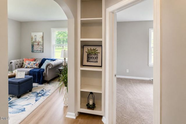 104 W Crestview Drive, Smithfield, NC 27577