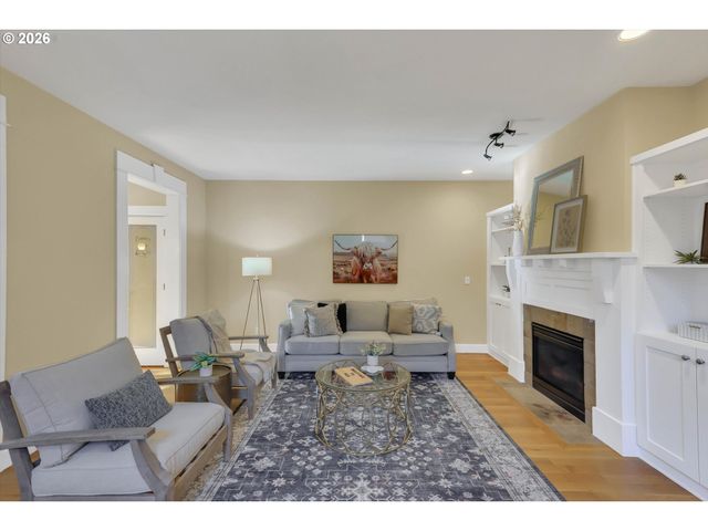 3607 Ne 10TH Ave, Portland, OR 97212