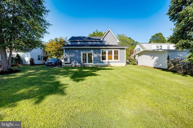 306 HIGH ST, Moorestown, NJ 08057