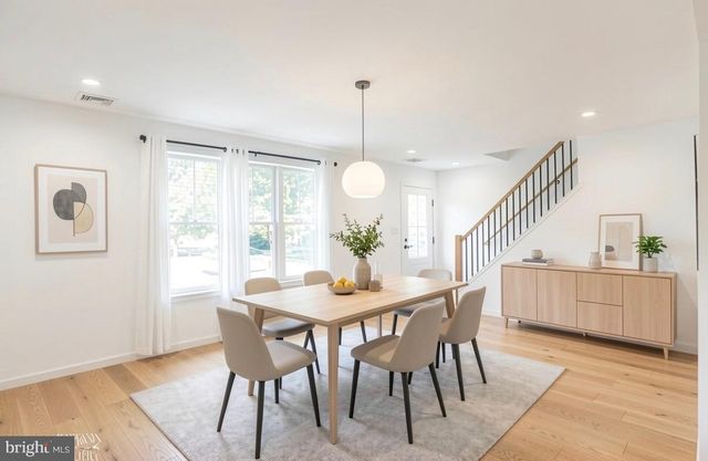 306 HIGH ST, Moorestown, NJ 08057