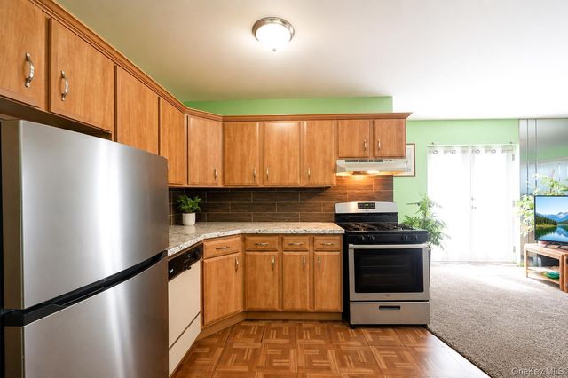 1235 E 95th Street 101, Brooklyn, NY 11236