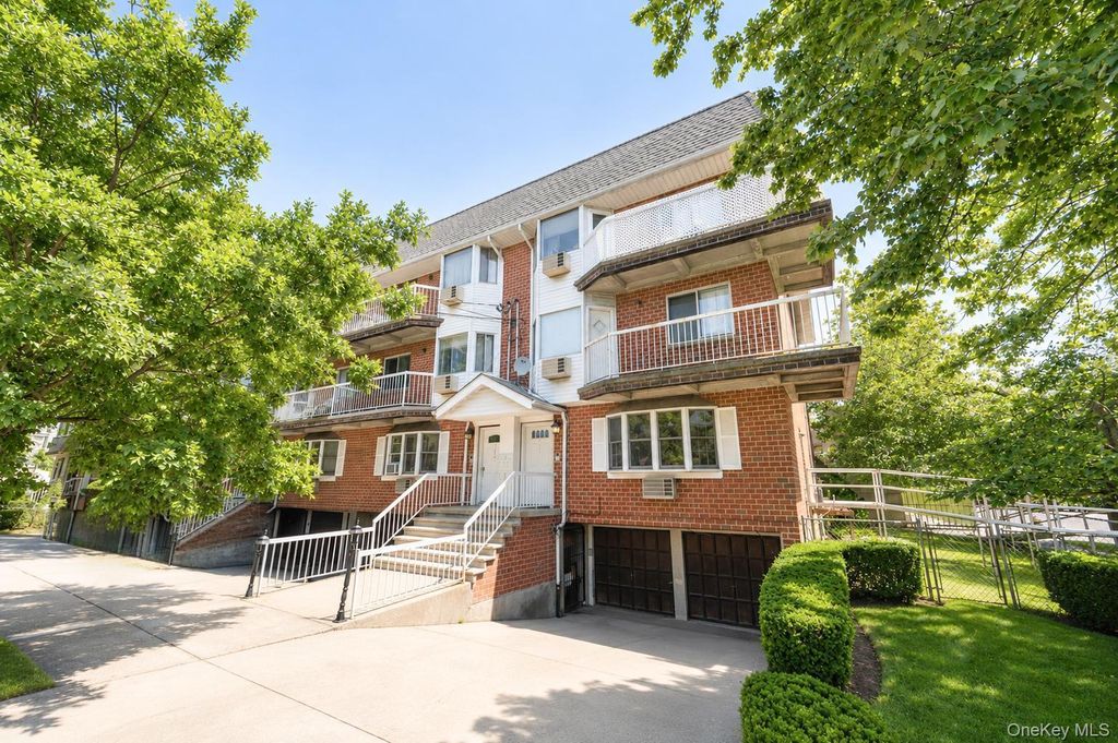 1235 E 95th Street 101, Brooklyn, NY 11236