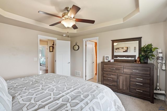 3211 HOMESTEAD ST, Rapid City, SD 57703