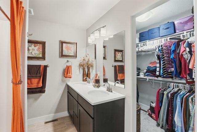 3211 HOMESTEAD ST, Rapid City, SD 57703