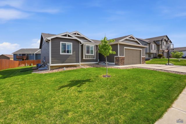 3211 HOMESTEAD ST, Rapid City, SD 57703