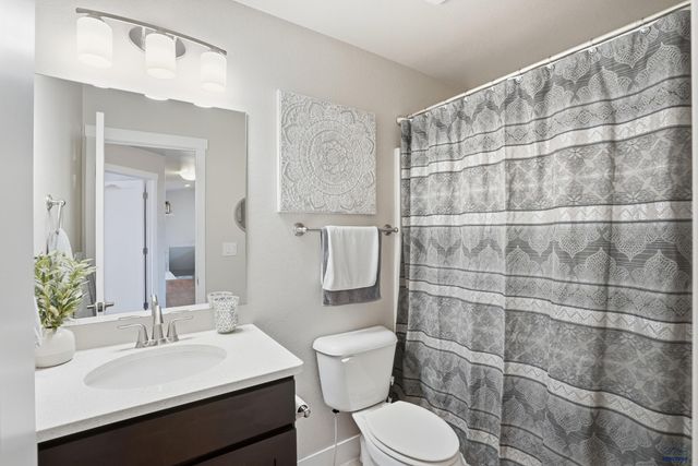 3211 HOMESTEAD ST, Rapid City, SD 57703