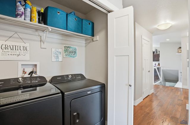 3211 HOMESTEAD ST, Rapid City, SD 57703