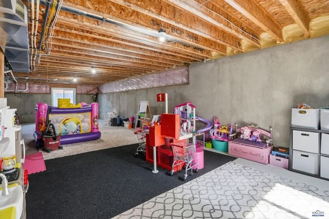3211 HOMESTEAD ST, Rapid City, SD 57703
