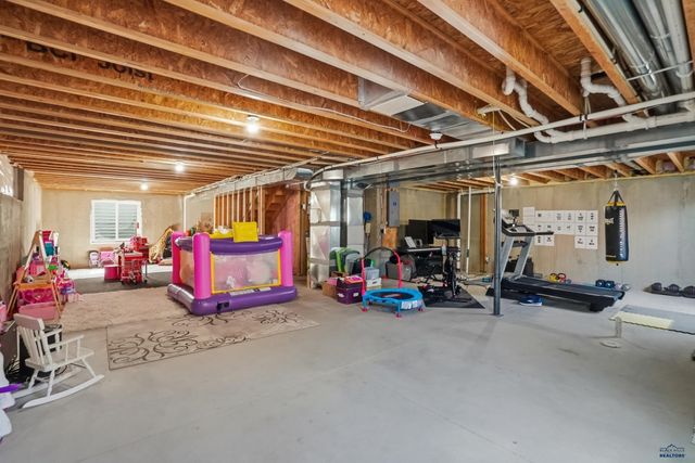 3211 HOMESTEAD ST, Rapid City, SD 57703