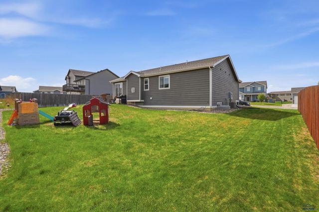 3211 HOMESTEAD ST, Rapid City, SD 57703
