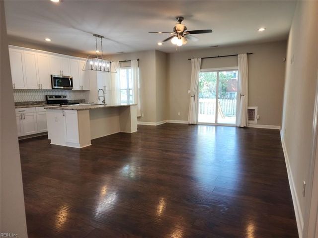 632 W 27th ST, Norfolk, VA 23517