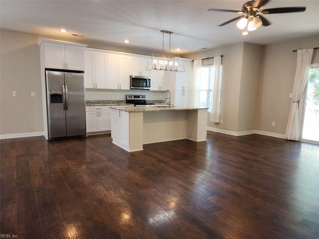 632 W 27th ST, Norfolk, VA 23517