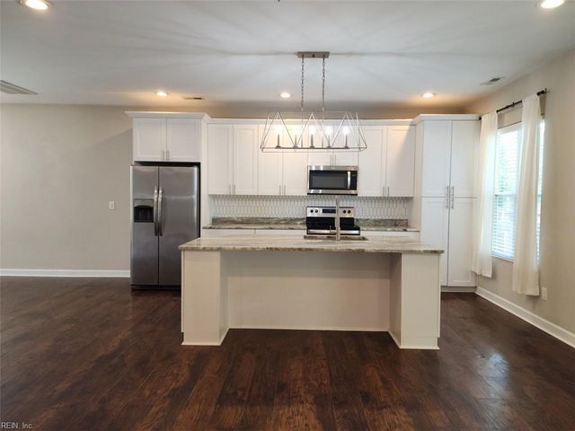 632 W 27th ST, Norfolk, VA 23517